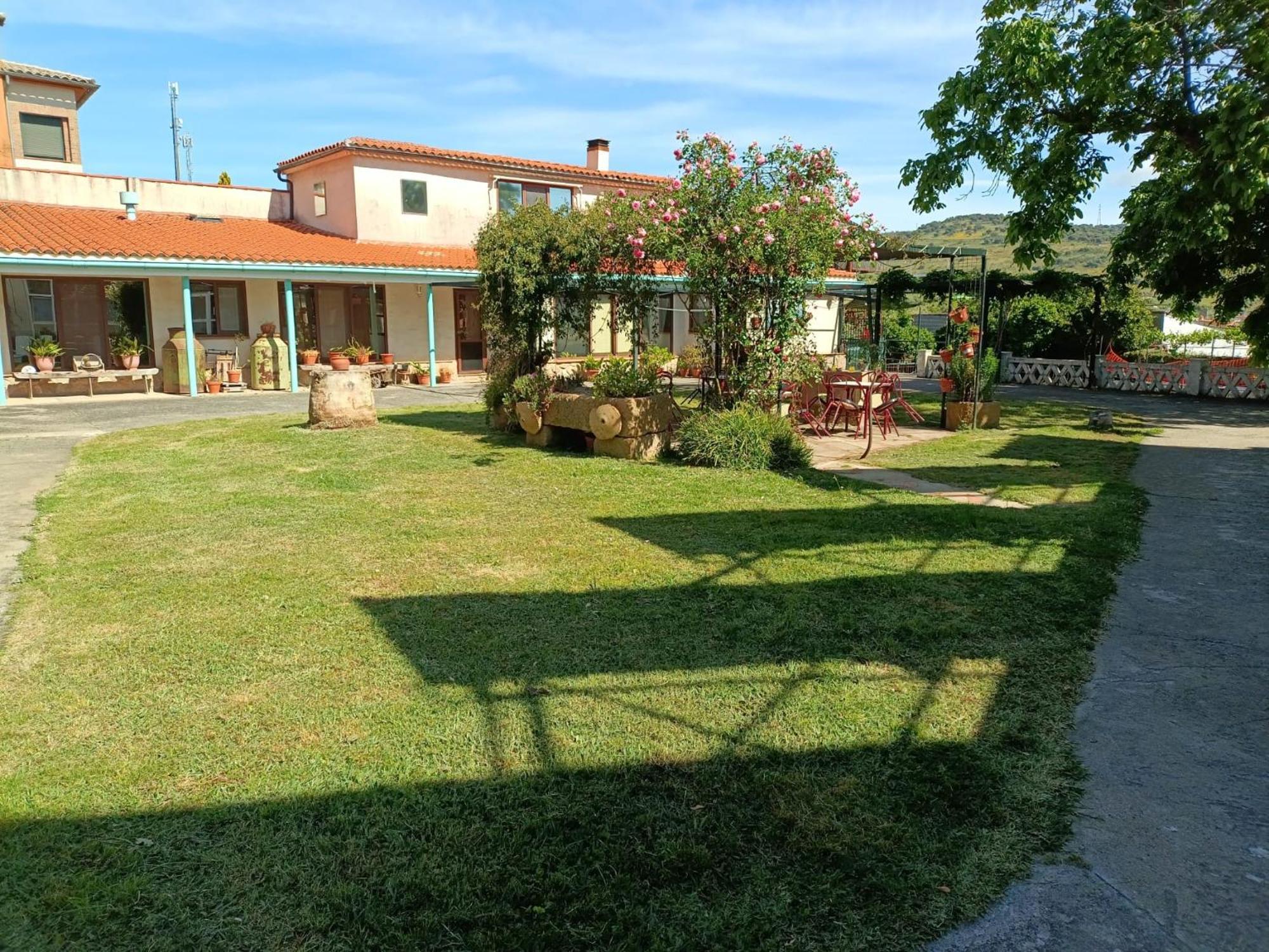 Casa Rural Del Corral Мальпартіда-де-Пласенсія Екстер'єр фото